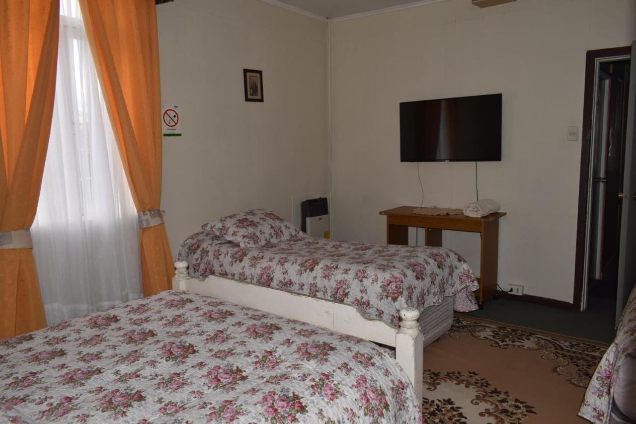 Hostal Torres Del Paine Пунта-Аренас Екстер'єр фото