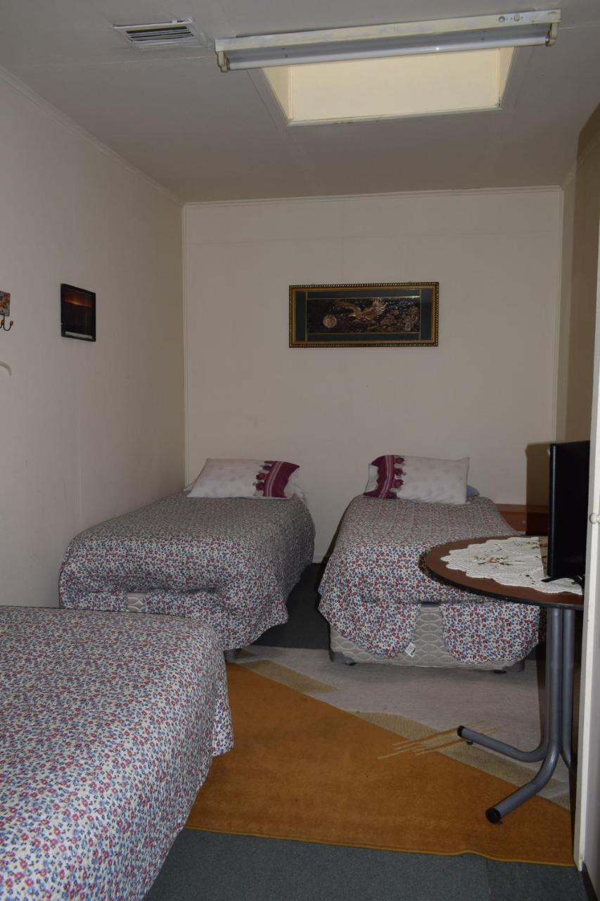 Hostal Torres Del Paine Пунта-Аренас Екстер'єр фото