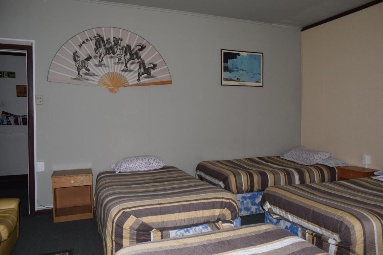 Hostal Torres Del Paine Пунта-Аренас Екстер'єр фото